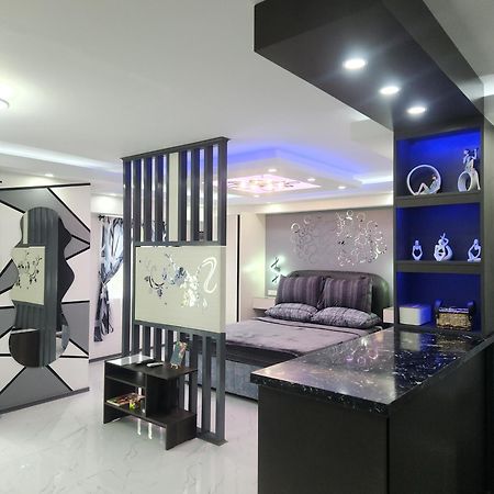 Condo Azur Suites B316 Near Airport, Netflix, Stylish, Cozy With Swimming Pool Lapu-Lapu City Exterior photo