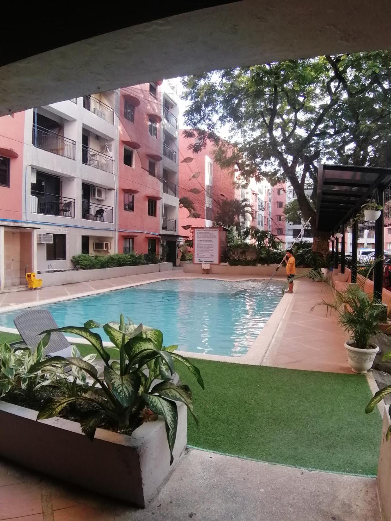 Condo Azur Suites B316 Near Airport, Netflix, Stylish, Cozy With Swimming Pool Lapu-Lapu City Exterior photo